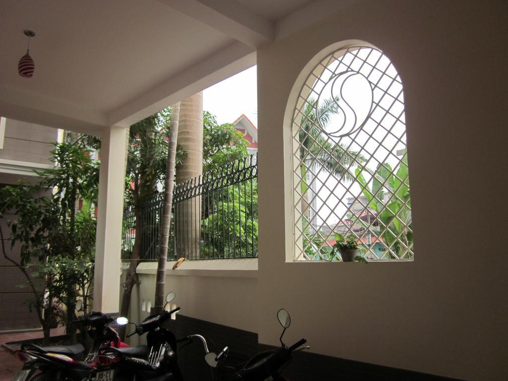 Sen Hotel Hai Phong Bagian luar foto