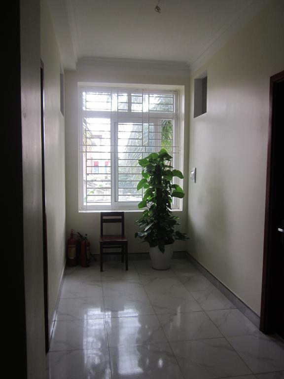 Sen Hotel Hai Phong Bagian luar foto