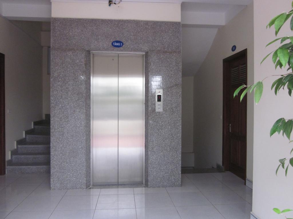 Sen Hotel Hai Phong Bagian luar foto