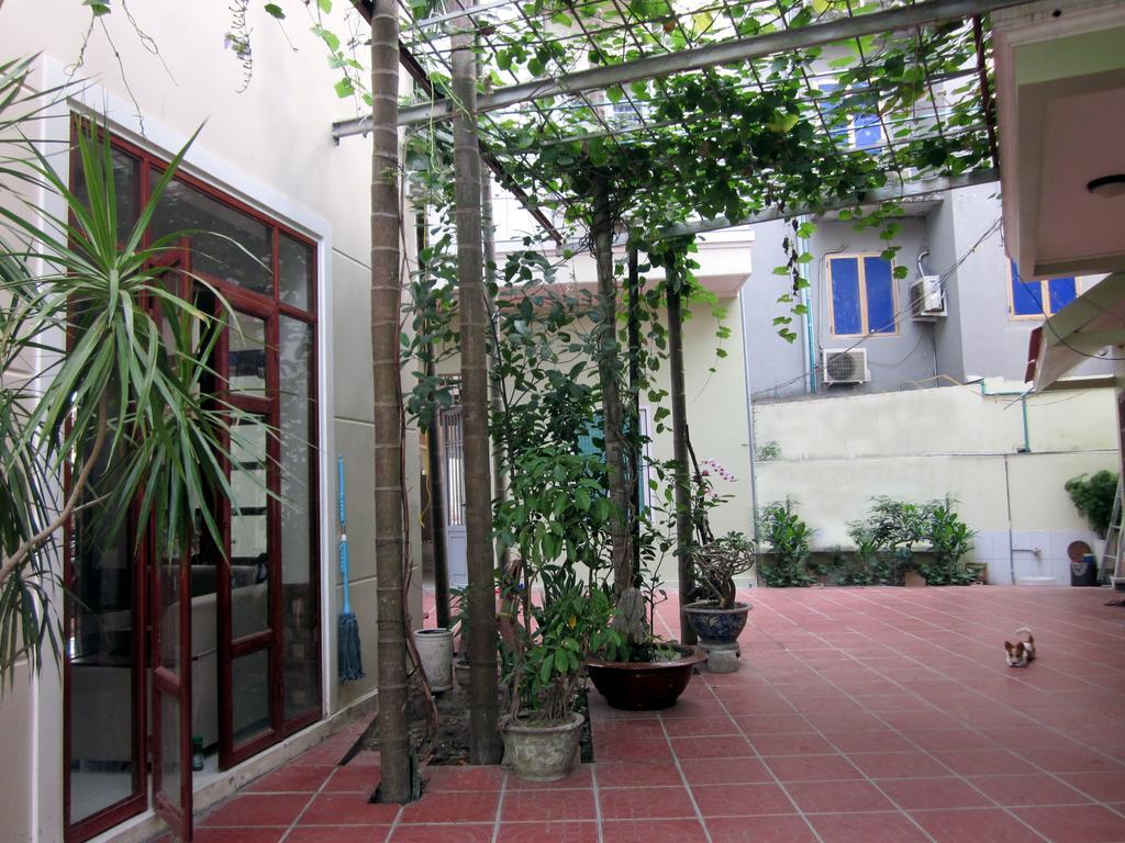 Sen Hotel Hai Phong Bagian luar foto
